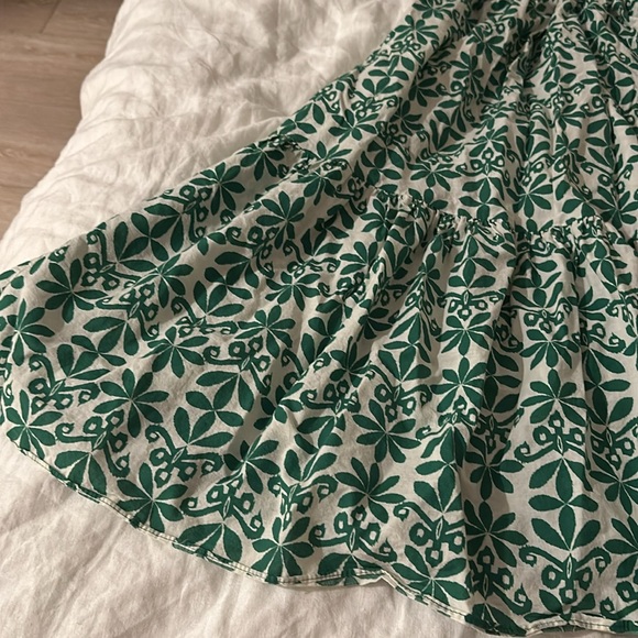 Zara Green 💚skirt like new - Picture 2 of 2